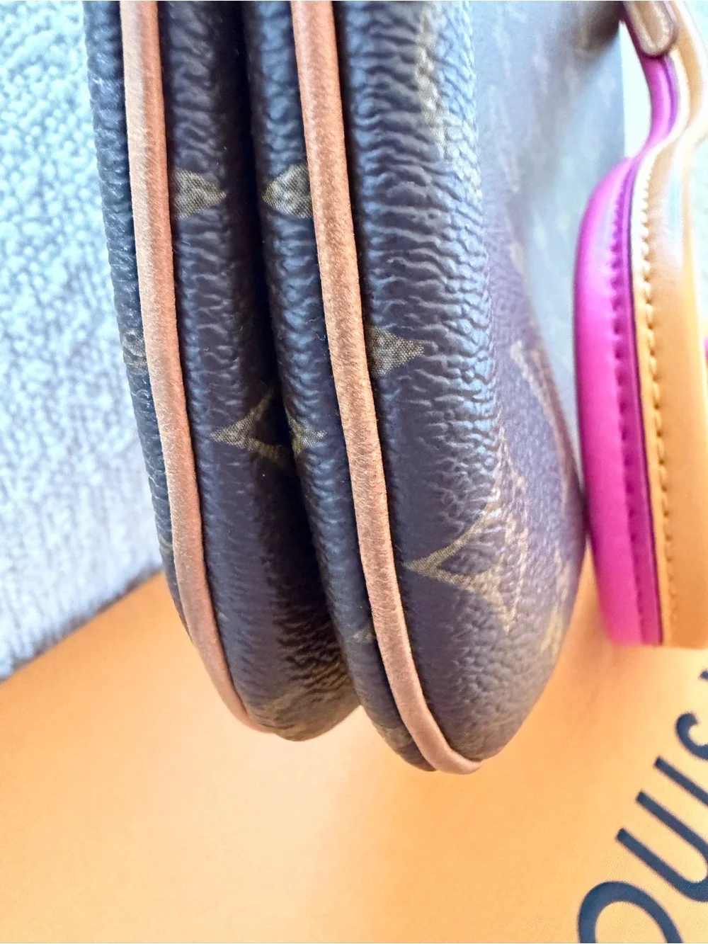 Louis Vuitton Monogram Loretta Crossbody bag